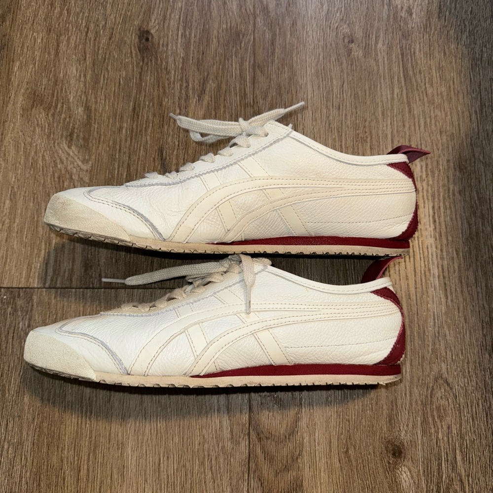 Onitsuka Tiger- Size 9 W US- White leather
